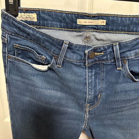 Levi's 711 Skinny Jeans Women's Size 29 - Picture 2 of 5